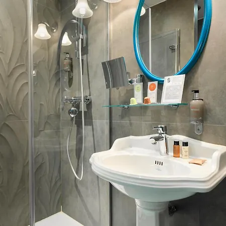 Hotell Bougainville By Happyculture 4*