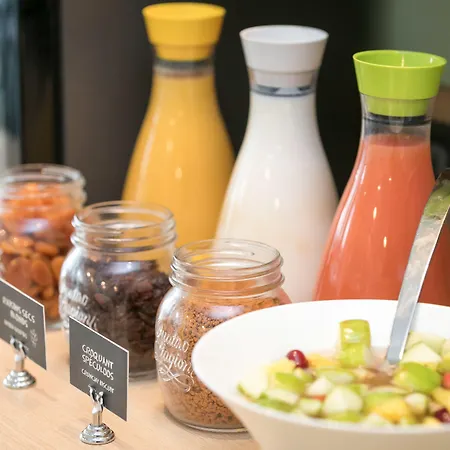 Bougainville By Happyculture Niza