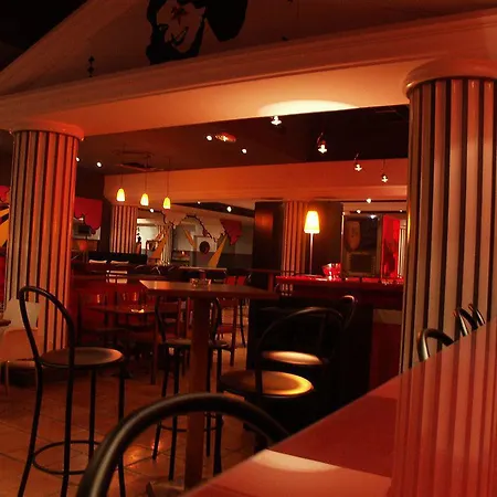 Bougainville By Happyculture Hotell