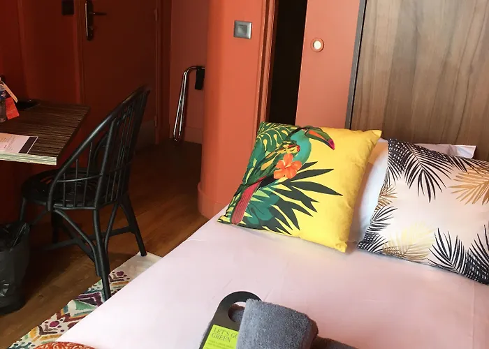 Bougainville By Happyculture