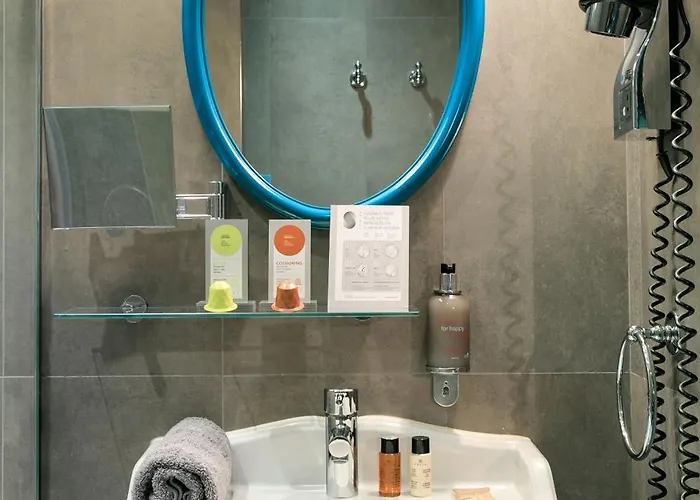 Bougainville By Happyculture Nizza